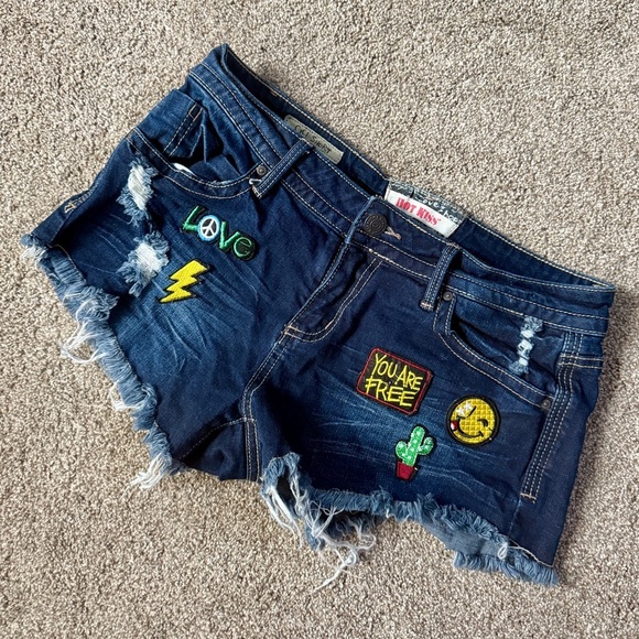 Hot Kiss Pants - VINTAGE HOT KISS Shorts Mini Low Rise Jeans Shorties Women’s Cici Patches Sz 9